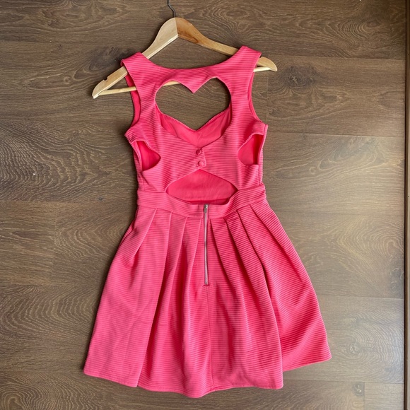 SOLD!New look mini dress - Picture 4 of 4